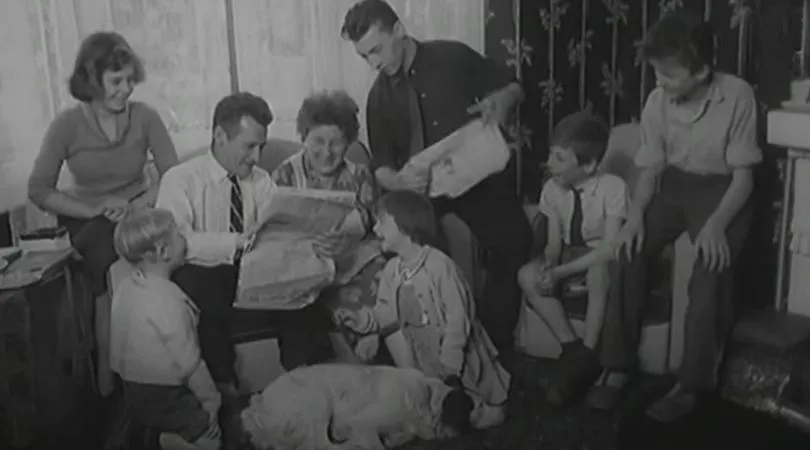 Phyllis Lumley: Ibu Tanpa Lengan yang Membesarkan 7 Anak dengan Ketangguhan Luar Biasa