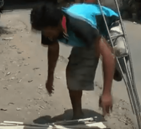 Inspiratif! Pasutri Penyandang Disabilitas Ini Ciptakan Lapangan Kerja dari Usaha Sikat