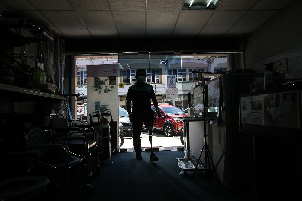 Alex Tiozzo: Dari Bi-Amputasi Menuju Perjalanan Menaklukkan Italia