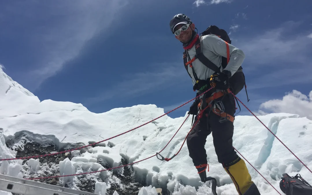Jeff Glasbrenner: Menaklukkan Everest dengan Semangat Tak Terpatahkan