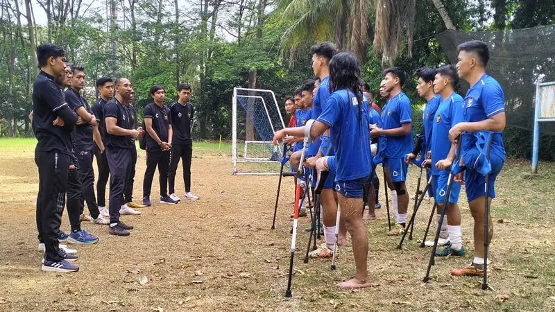 Sirilus Siko : Difabel dengan Impian menjadi atlet sepak bola