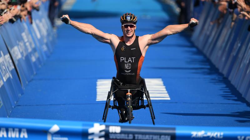 Jetze Plat: Ikon Paratriathlon dan Paracycling Dunia