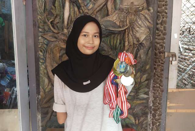 Eifie Julian Nikmah Eifie Julian Nikmah