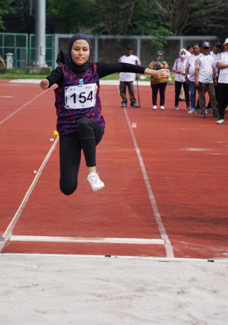 Eifie Julian Nikmah Eifie Julian Nikmah