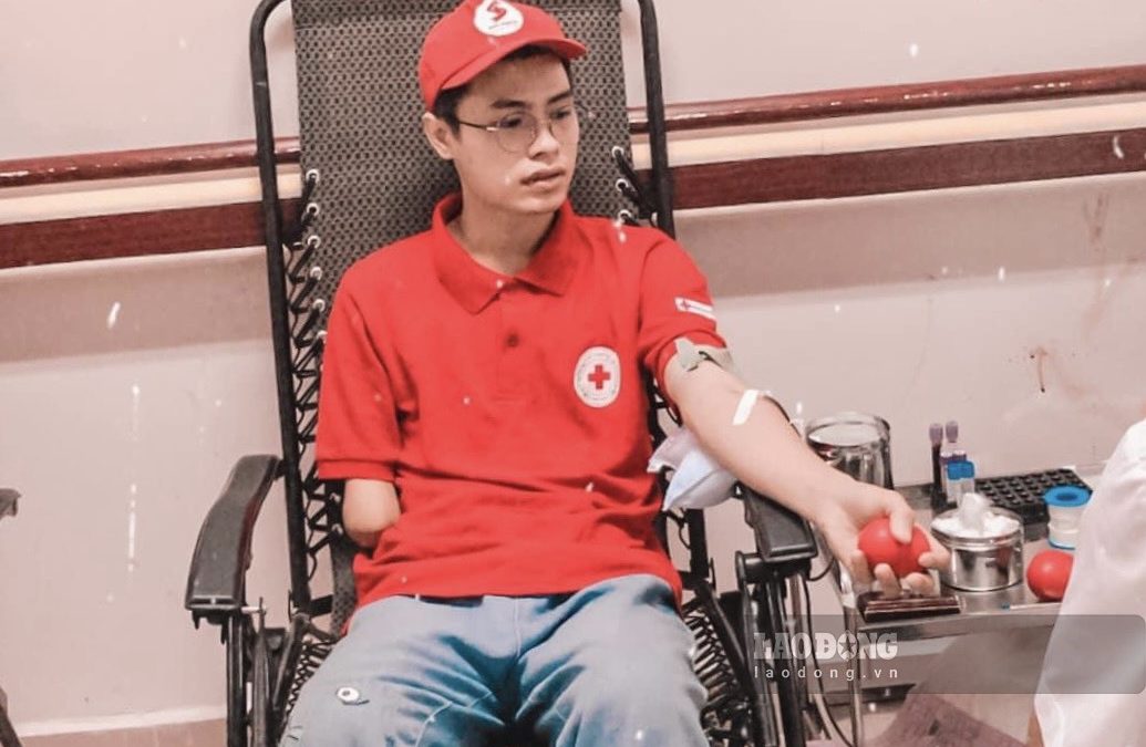 Nguyen Phuc Duc: “Kecanduan” Mulia yang Telah Menyelamatkan Banyak Nyawa